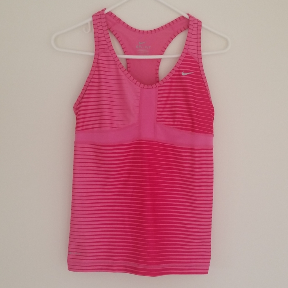 Nike tank